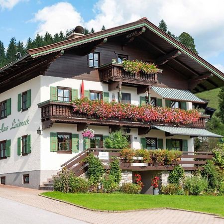 Haus Lindeneck - Erika Schwentner Appartement Kössen Buitenkant foto