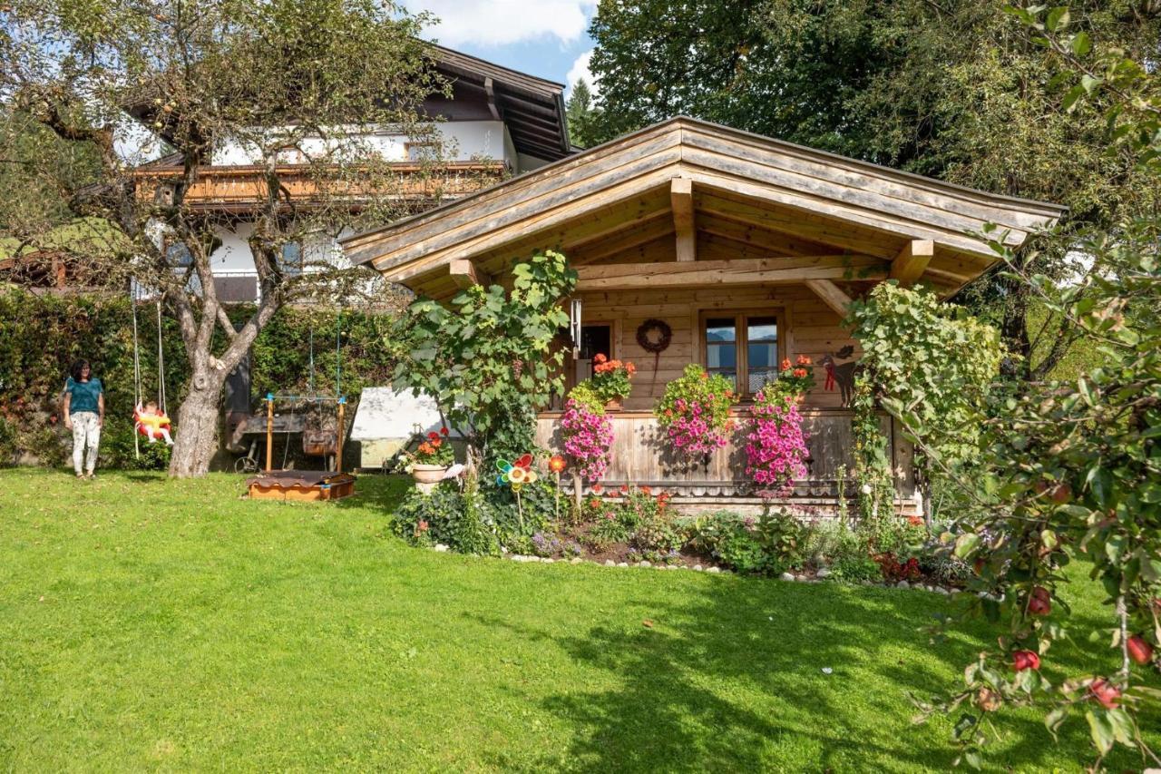 Haus Lindeneck - Erika Schwentner Appartement Kössen Buitenkant foto