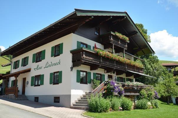 Haus Lindeneck - Erika Schwentner Appartement Kössen Buitenkant foto